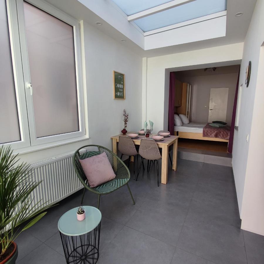 Apartment Villa Ksenija オステンド エクステリア 写真